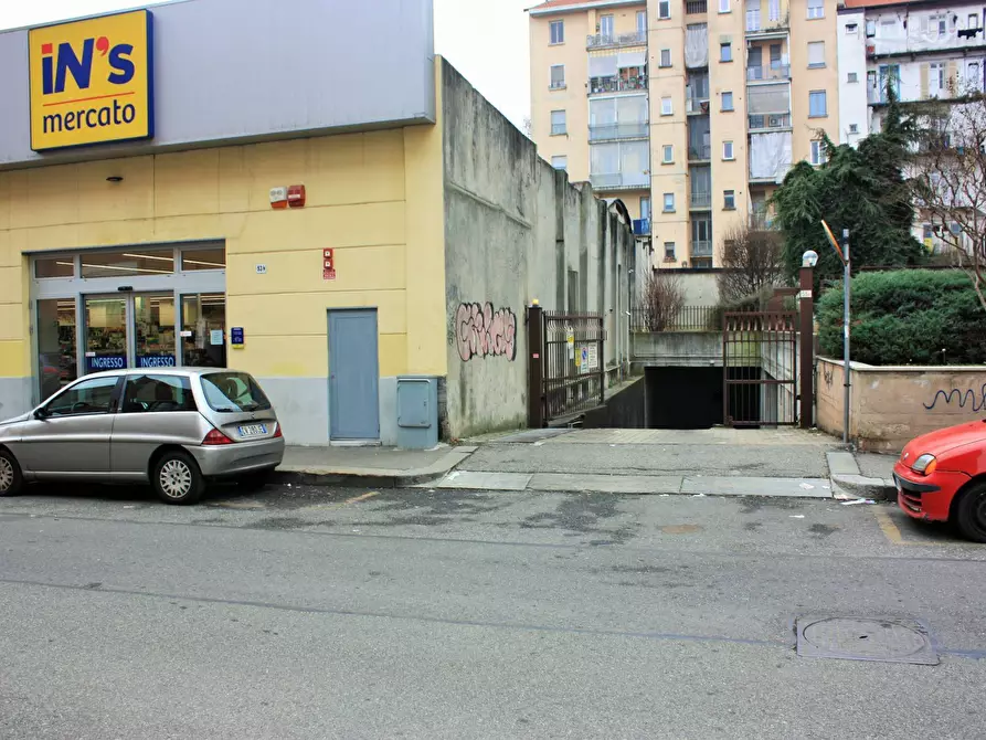 Immagine 2 di Box auto in vendita  in Via Don Giovanni Bosco 55 a Torino
