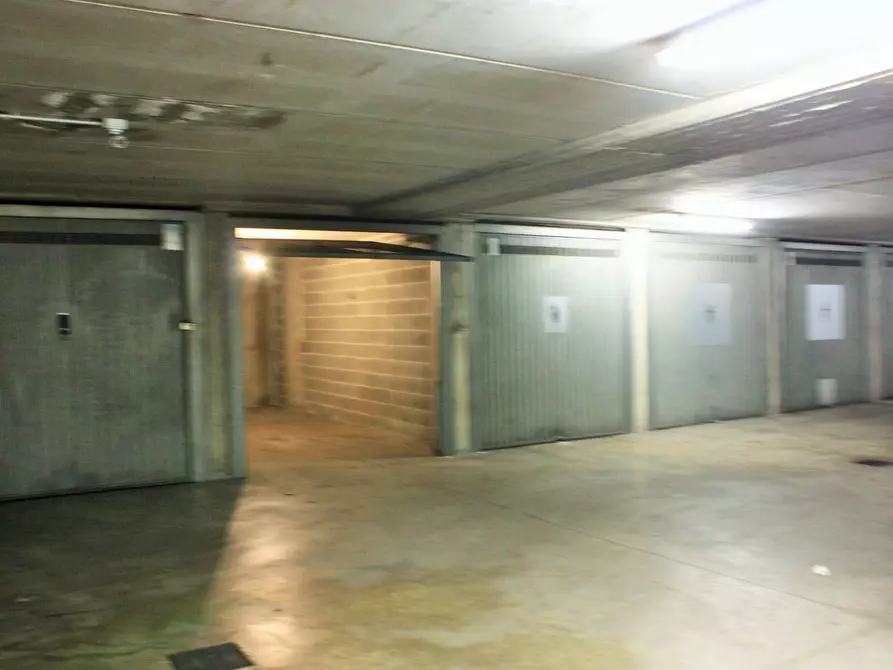 Immagine 6 di Box auto in vendita  in Via Don Giovanni Bosco 55 a Torino