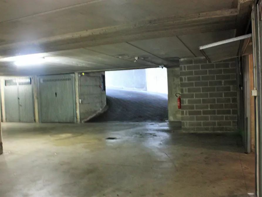 Immagine 7 di Box auto in vendita  in Via Don Giovanni Bosco 55 a Torino