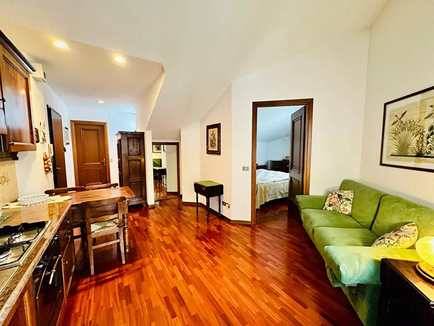 Immagine 7 di Appartamento in vendita  in via Medail 74 a Bardonecchia