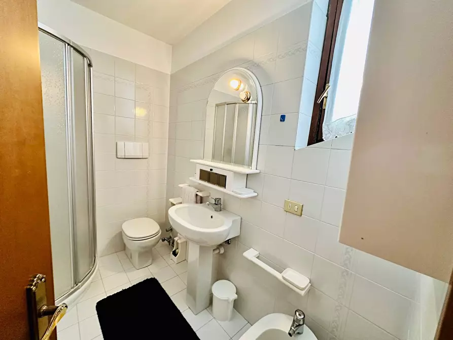 Immagine 13 di Appartamento in vendita  in via Medail 74 a Bardonecchia