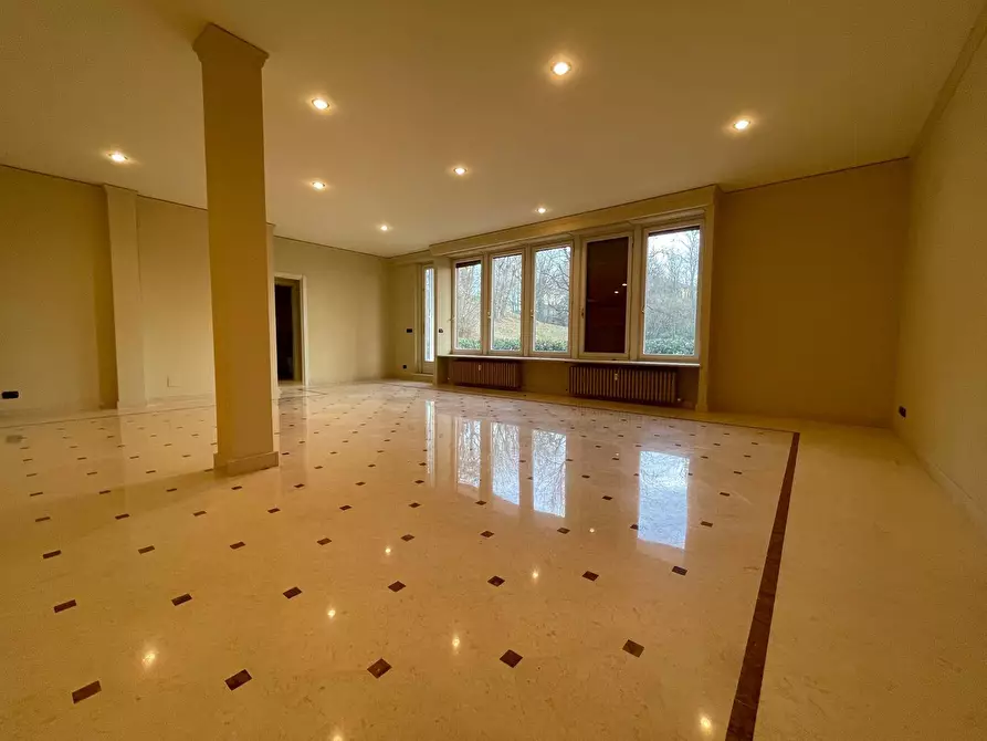 Immagine 33 di Appartamento in vendita  in Strada Milius 3 a Moncalieri