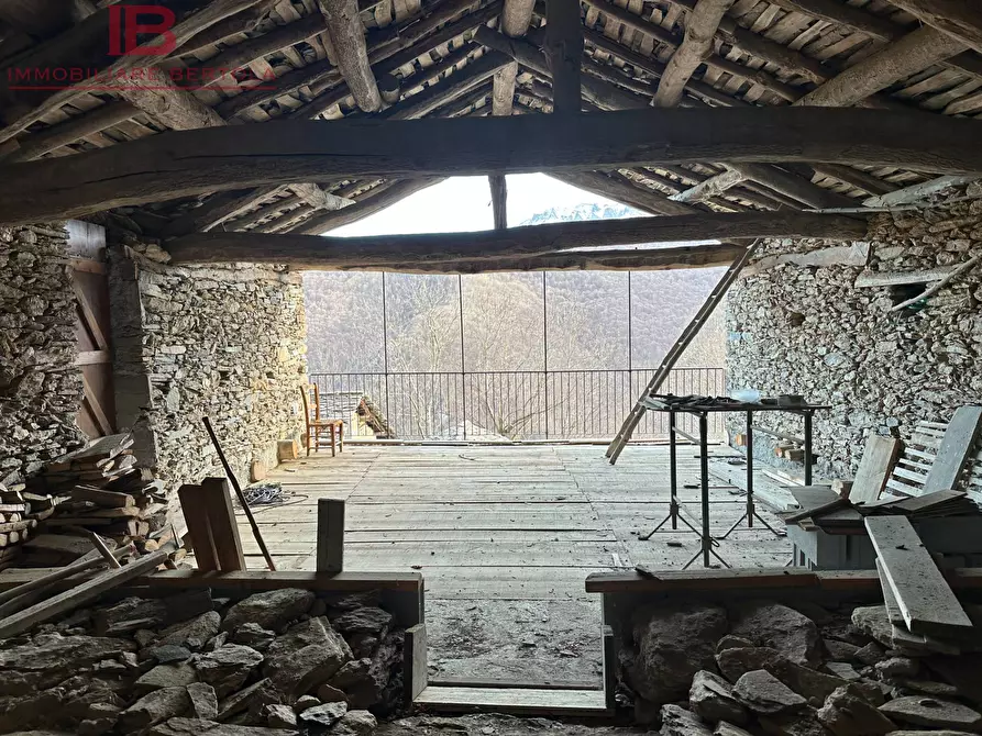 Immagine 20 di Baita in vendita  in frazione frise a Monterosso Grana