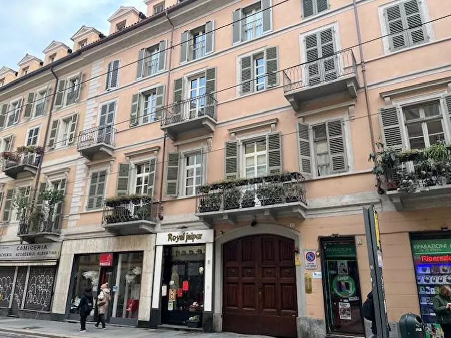 Immagine 2 di Appartamento in affitto  in Via Accademia Albertina 35 a Torino