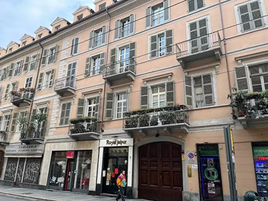 Immagine 69 di Appartamento in affitto  in Via Accademia Albertina 35 a Torino