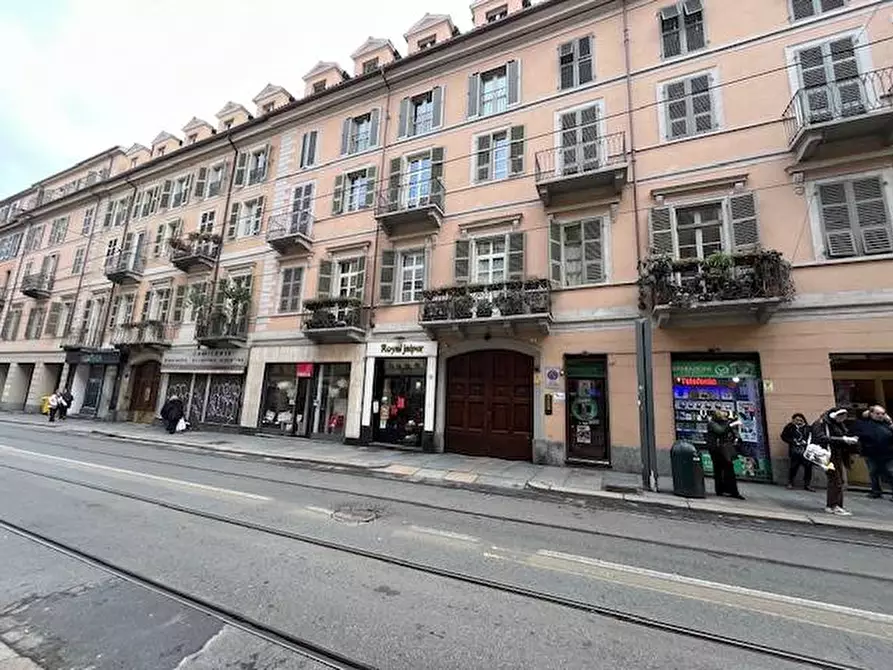 Immagine 72 di Appartamento in affitto  in Via Accademia Albertina 35 a Torino