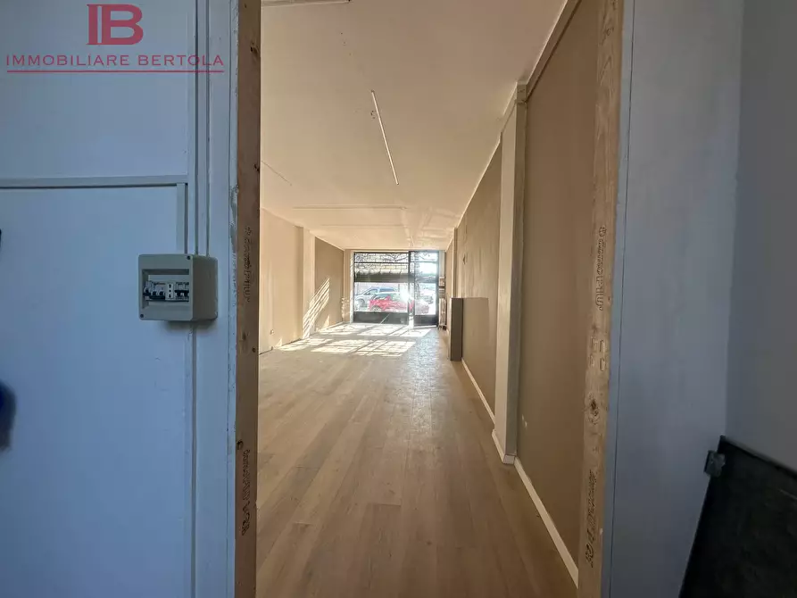 Immagine 8 di Negozio in affitto  in corso vittorio emanuele secondo 23 a Cuneo