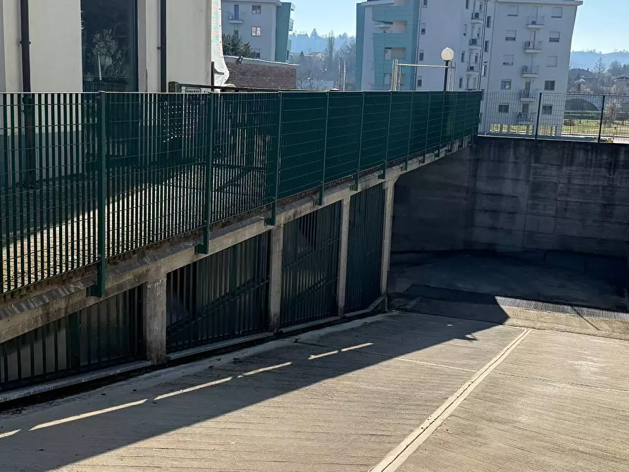 Immagine 5 di Magazzino in vendita  in corso Torino 34 a Asti