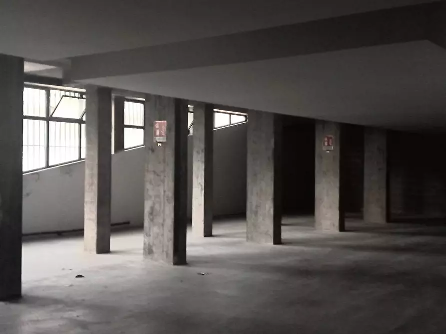 Immagine 21 di Magazzino in vendita  in corso Torino 34 a Asti