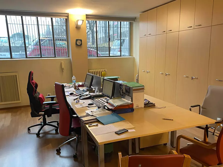 Immagine 2 di Ufficio in affitto  in Via Ventimiglia 16/1 a Torino