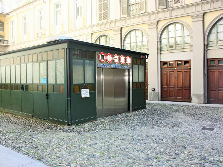 Immagine 49 di Appartamento in vendita  in Corso Matteotti 15 a Torino