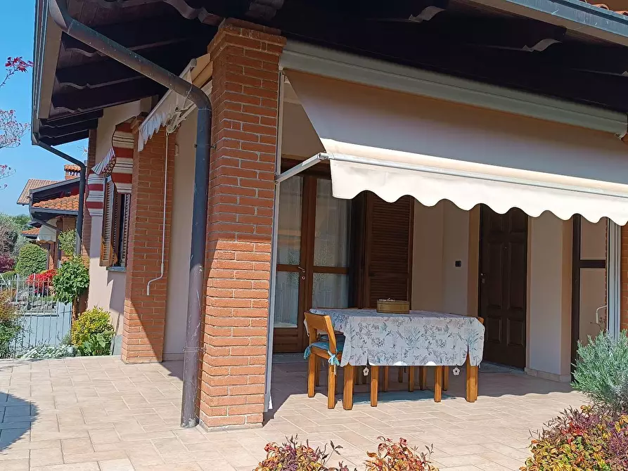 Immagine 4 di Villa in vendita  in Via Verdi 4 a Ala Di Stura