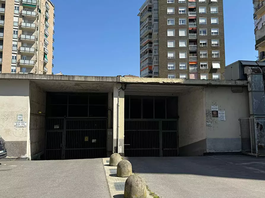 Immagine 1 di Box auto in affitto  in Via Onorato Vigliani 29 a Torino