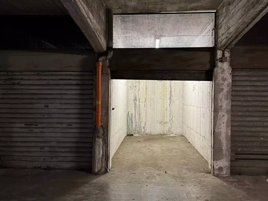 Immagine 16 di Box auto in affitto  in Via Onorato Vigliani 29 a Torino
