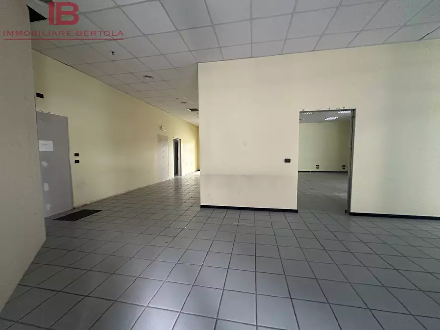 Immagine 14 di Ufficio in affitto  in VIA TORINO a Cuneo