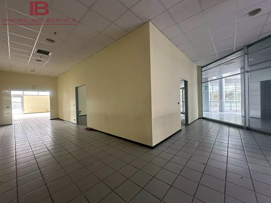 Immagine 18 di Ufficio in affitto  in VIA TORINO a Cuneo