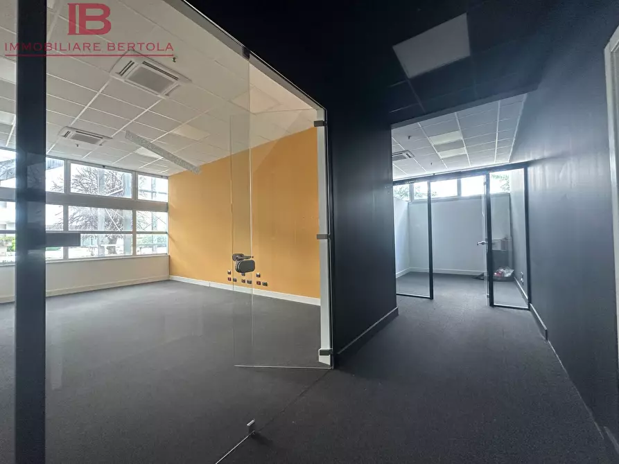 Immagine 27 di Ufficio in affitto  in VIA TORINO a Cuneo