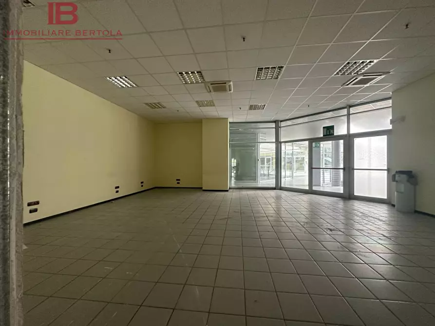 Immagine 11 di Ufficio in affitto  in VIA TORINO a Cuneo