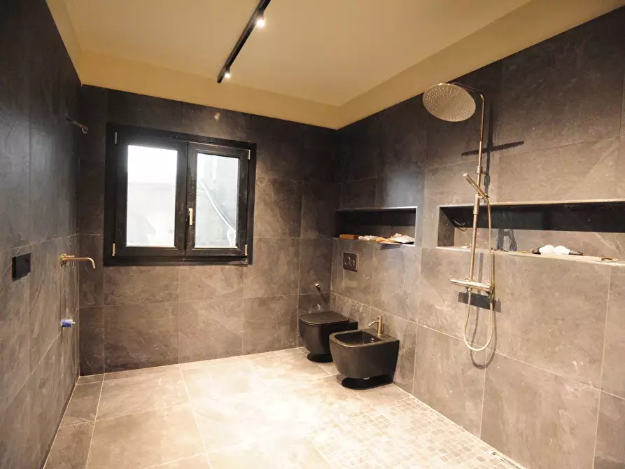 Immagine 15 di Villa in vendita  in Strada Torino 60 a Pino Torinese