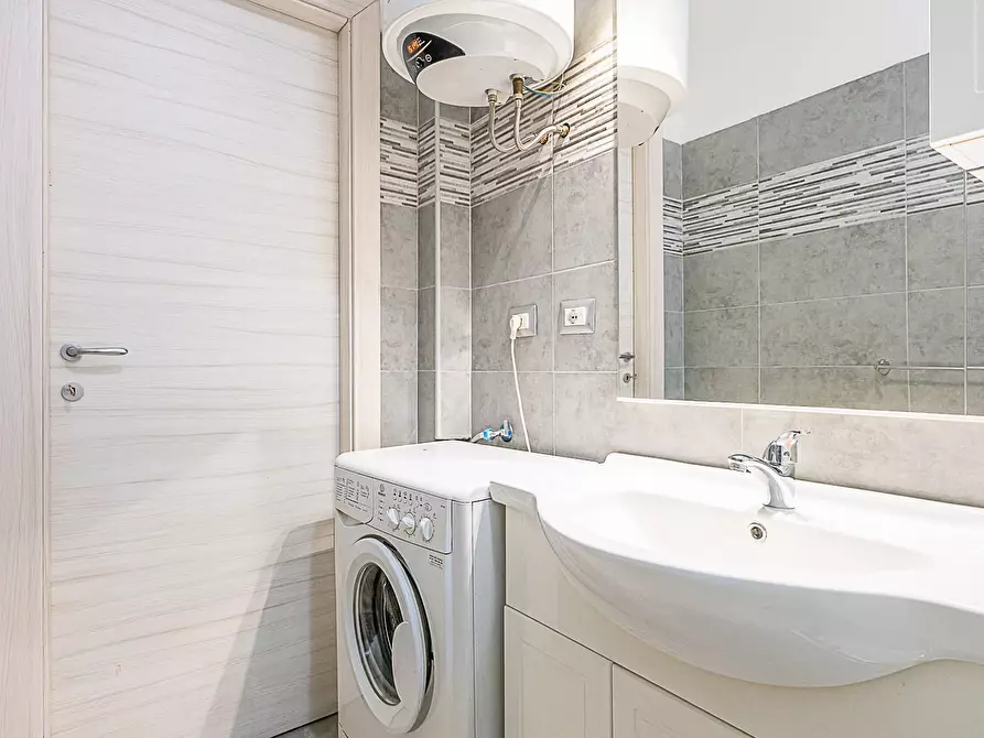 Immagine 24 di Appartamento in vendita  in Via Enrico Toti 3 a Beinasco