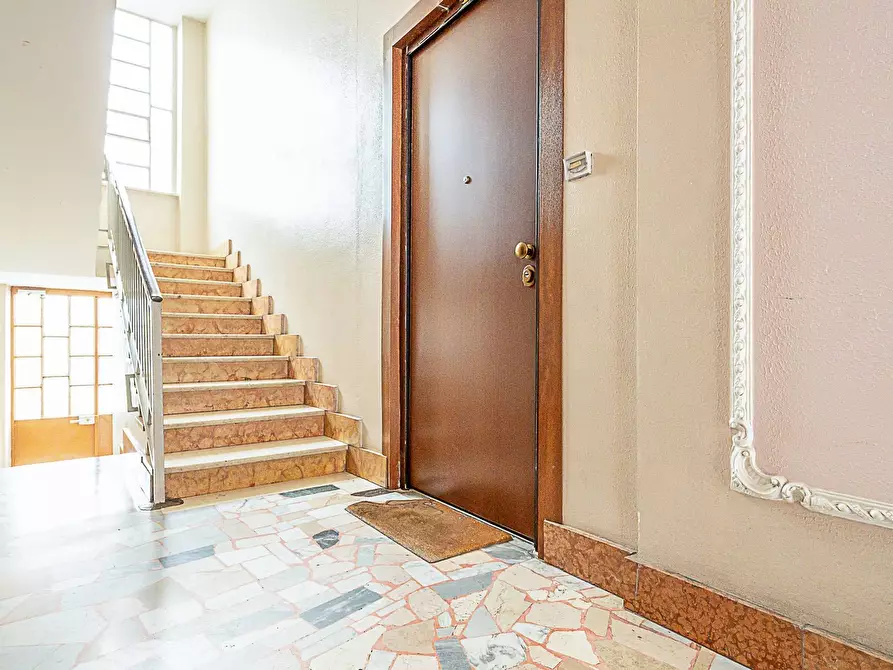 Immagine 25 di Appartamento in vendita  in Via Enrico Toti 3 a Beinasco