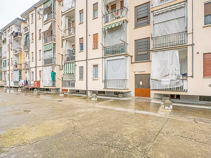 Immagine 26 di Appartamento in vendita  in Via Enrico Toti 3 a Beinasco