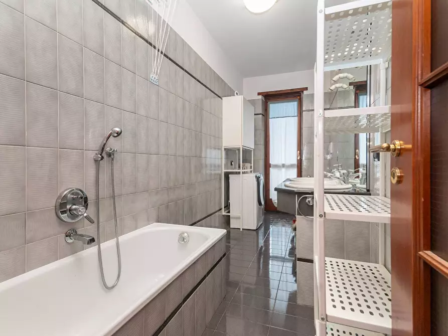 Immagine 19 di Appartamento in vendita  in Via Verdi 5 a Almese