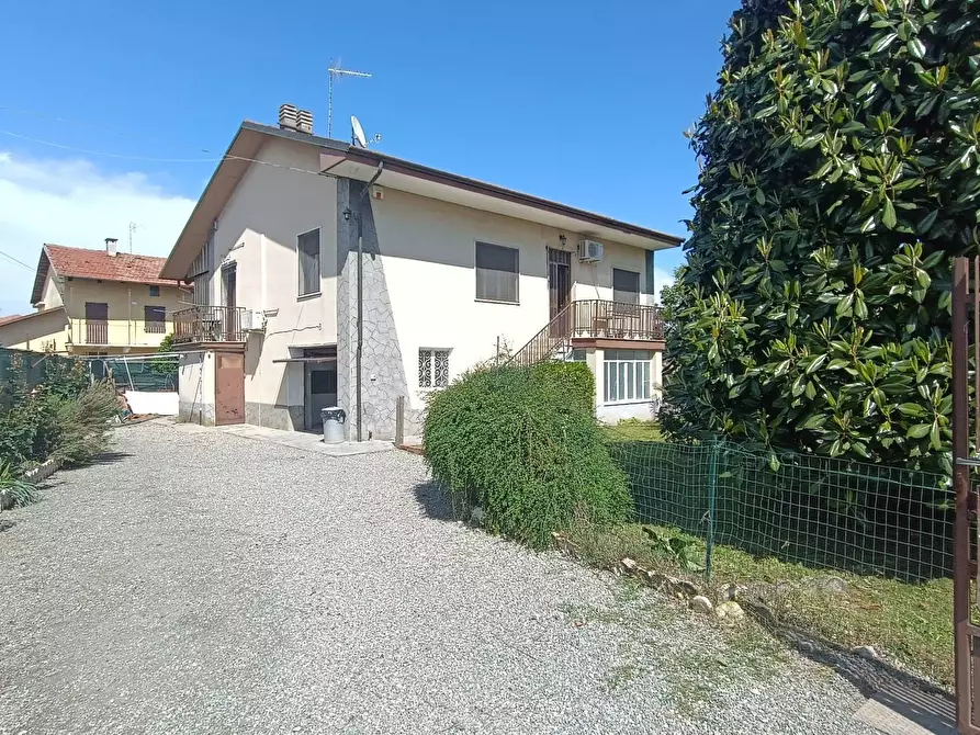 Immagine 4 di Villa in vendita  in via  Dottore Croce 25 a San Maurizio Canavese