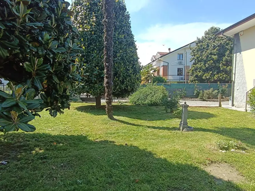 Immagine 25 di Villa in vendita  in via  Dottore Croce 25 a San Maurizio Canavese