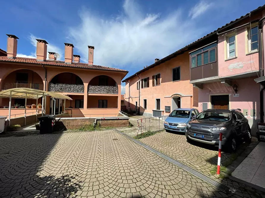 Immagine 29 di Appartamento in vendita  in Via al Castello 10 a Rivoli