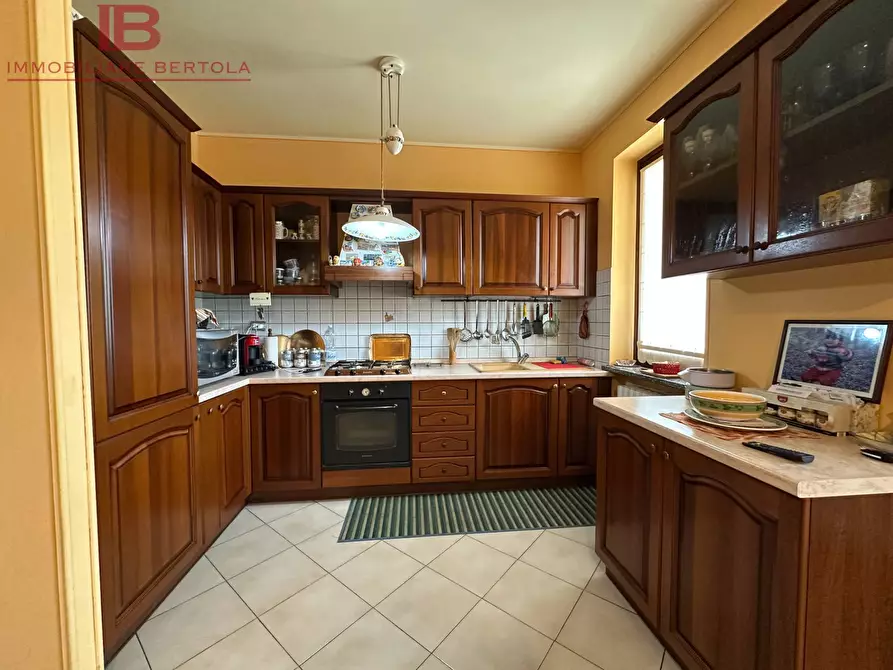 Immagine 6 di Villa in vendita  in VIA PRAZZO 6 a Cuneo