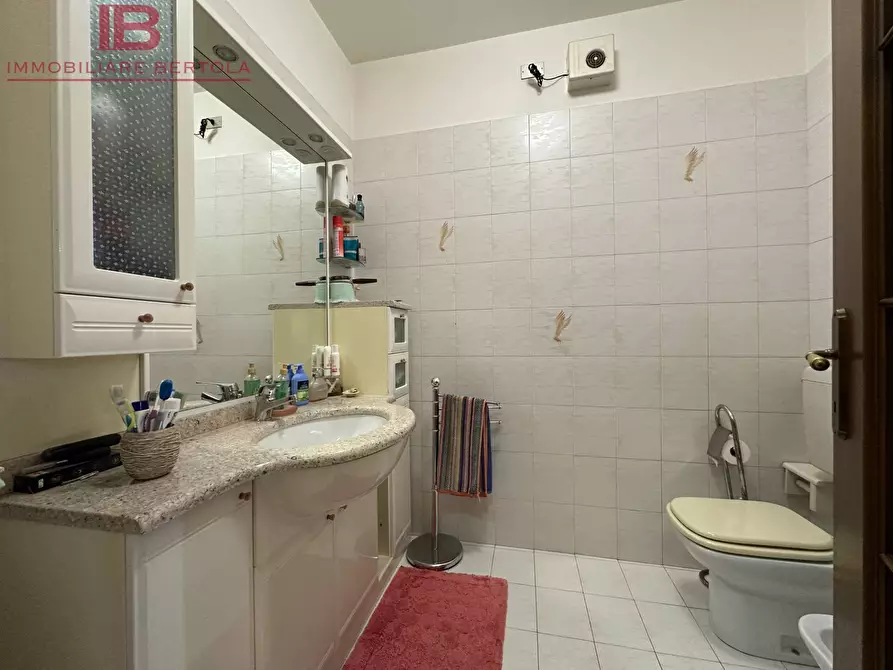 Immagine 19 di Villa in vendita  in VIA PRAZZO 6 a Cuneo