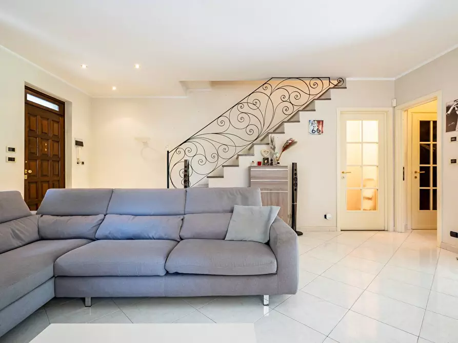 Immagine 2 di Casa semindipendente in vendita  in Via Ignazio Silone 25 a Almese