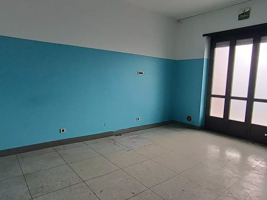 Immagine 6 di Ufficio in vendita  in Via Torino 23 a San Francesco Al Campo