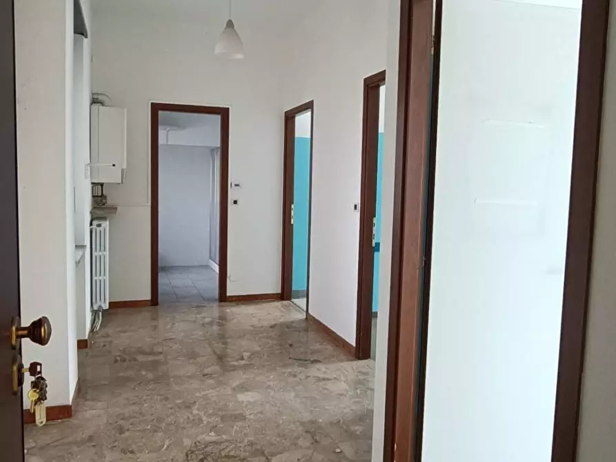 Immagine 14 di Ufficio in vendita  in Via Torino 23 a San Francesco Al Campo