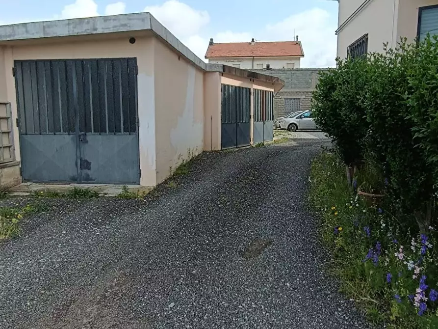 Immagine 15 di Ufficio in vendita  in Via Torino 23 a San Francesco Al Campo