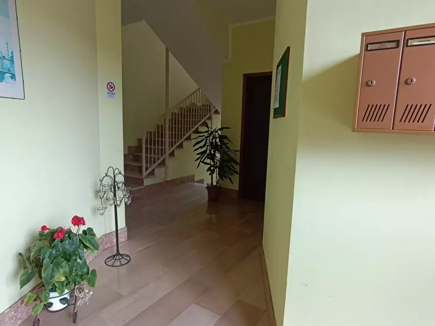 Immagine 16 di Ufficio in vendita  in Via Torino 23 a San Francesco Al Campo