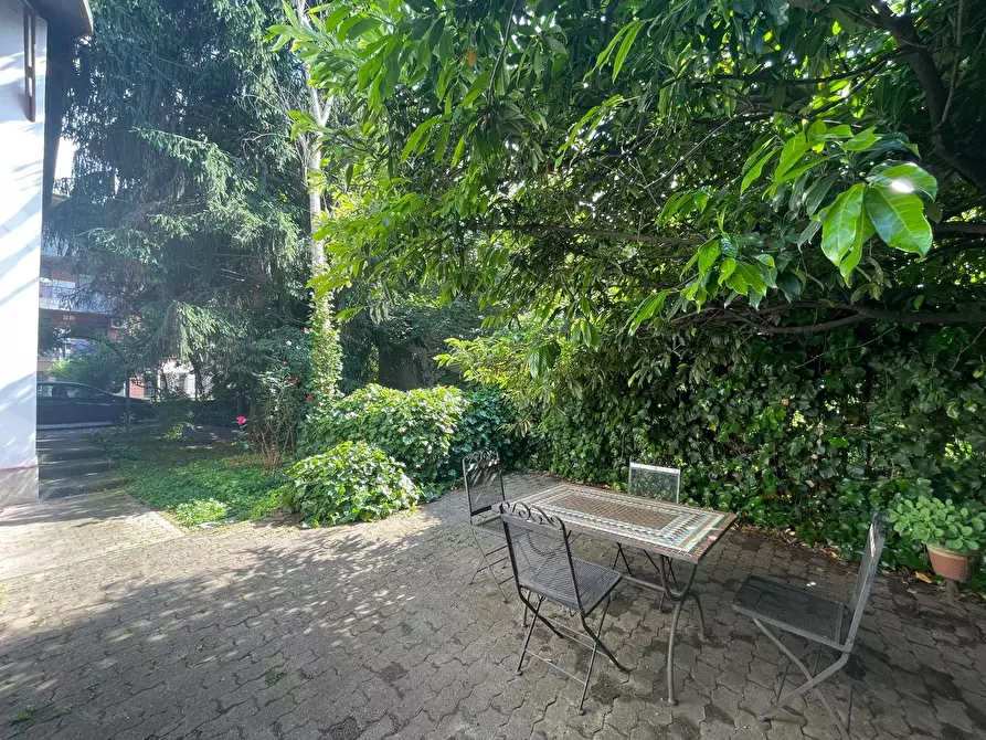 Immagine 4 di Casa semindipendente in vendita  in Strada Di Settimo 139/7 a Torino