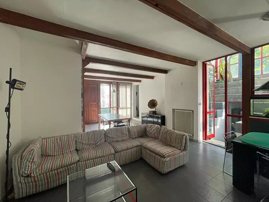 Immagine 10 di Casa semindipendente in vendita  in Strada Di Settimo 139/7 a Torino