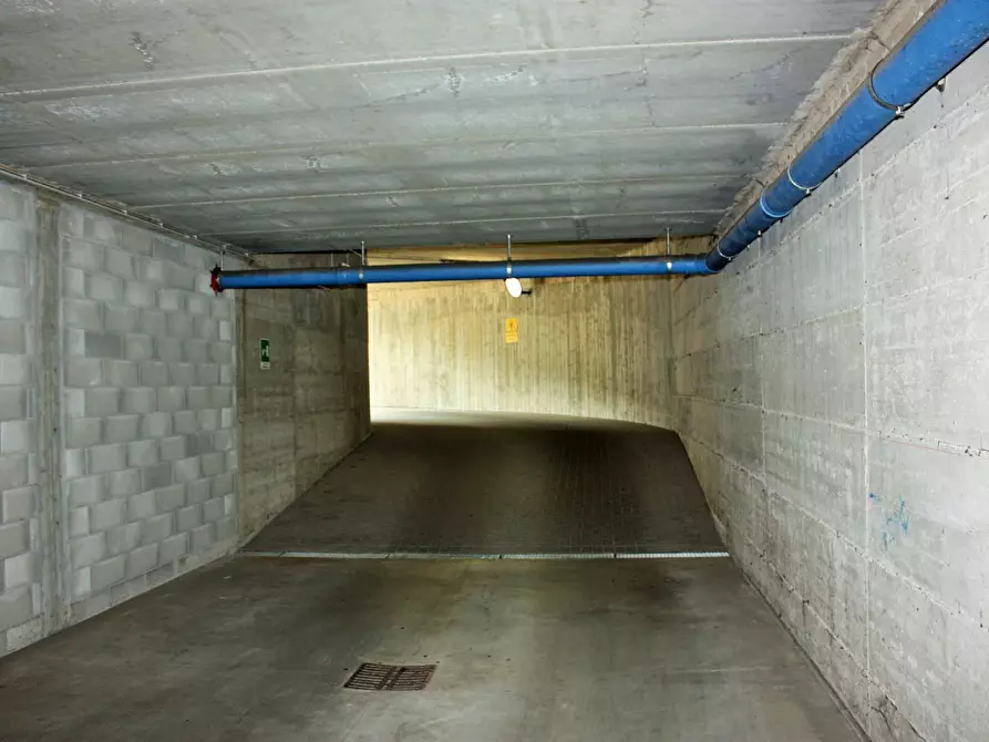 Immagine 14 di Box auto in vendita  in Via Mondrone 5 a Torino