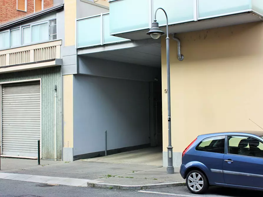 Immagine 20 di Box auto in vendita  in Via Mondrone 5 a Torino
