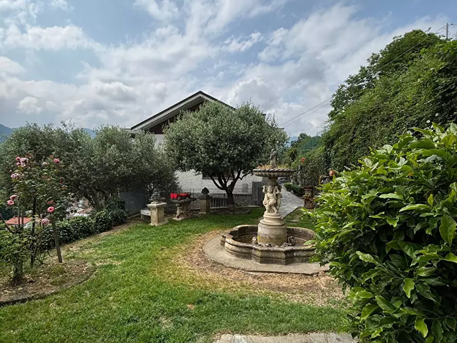 Immagine 5 di Villa in vendita  in Regione  Oviglia inferiore 3 a Lanzo Torinese