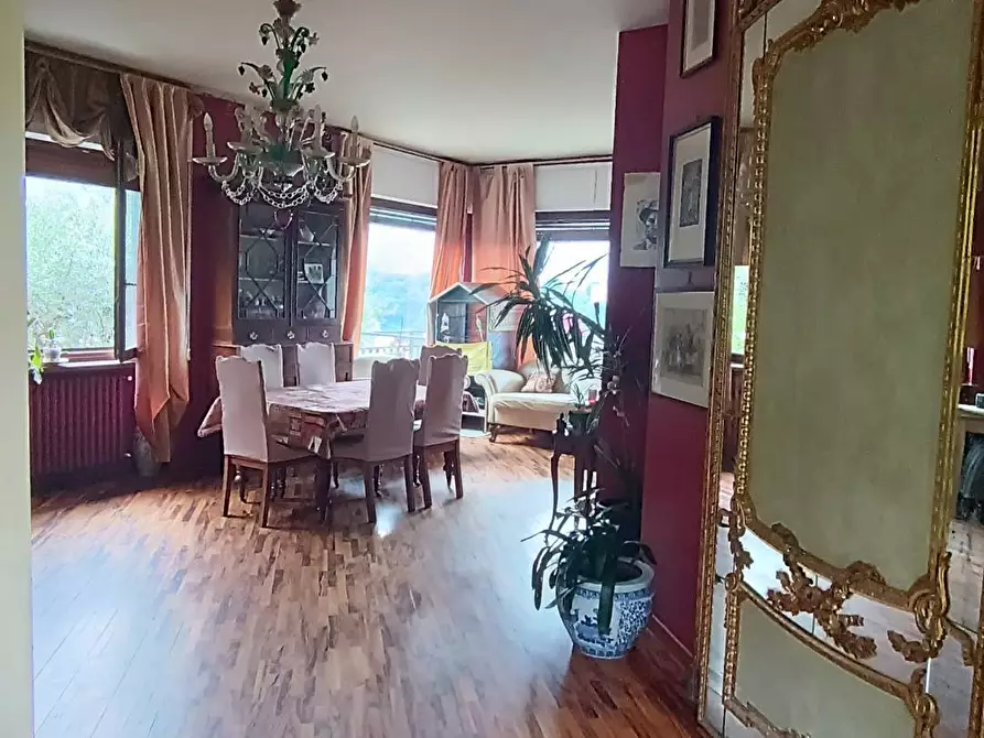 Immagine 7 di Villa in vendita  in Regione  Oviglia inferiore 3 a Lanzo Torinese