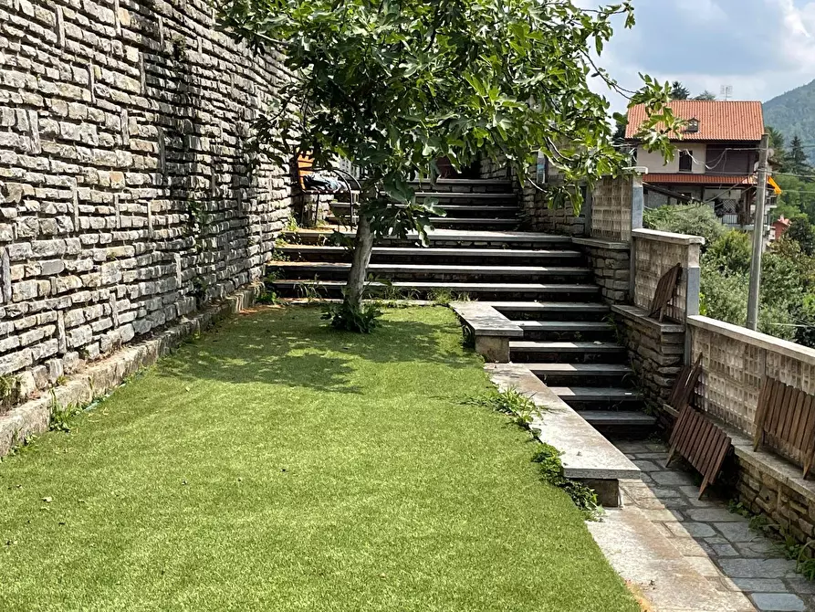 Immagine 30 di Villa in vendita  in Regione  Oviglia inferiore 3 a Lanzo Torinese