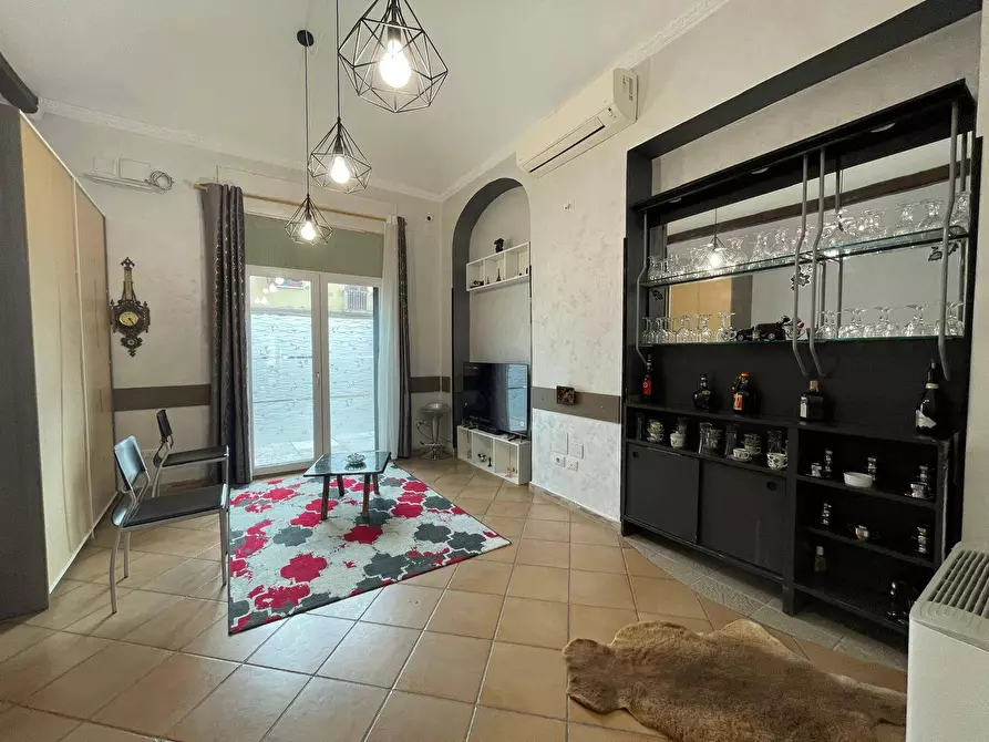 Immagine 3 di Locale commerciale in vendita  in Via Errico Giachino 71/C a Torino