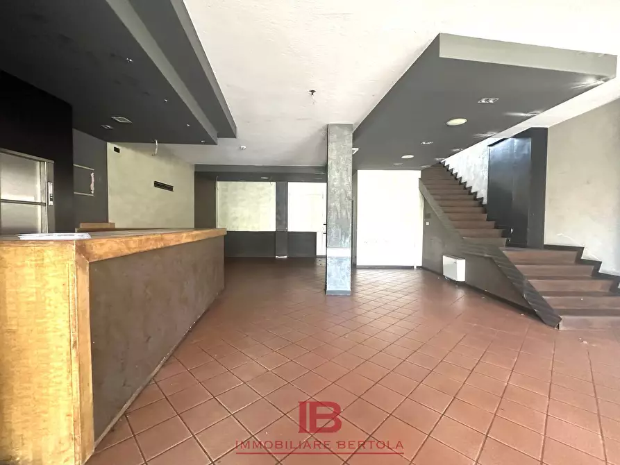 Immagine 3 di Locale commerciale in affitto  in via marmora 16 a Cuneo