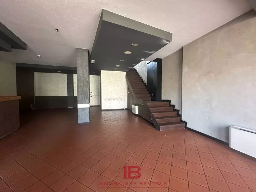 Immagine 19 di Locale commerciale in affitto  in via marmora 16 a Cuneo