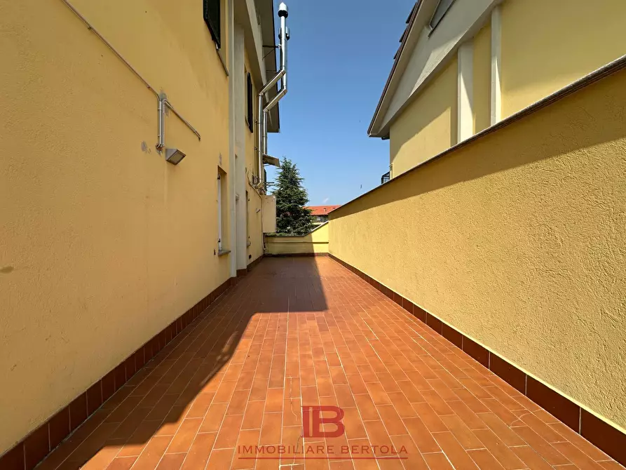 Immagine 22 di Locale commerciale in affitto  in via marmora 16 a Cuneo