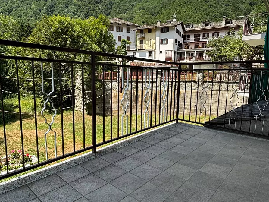 Immagine 5 di Appartamento in vendita  in SP33 10 a Ala Di Stura