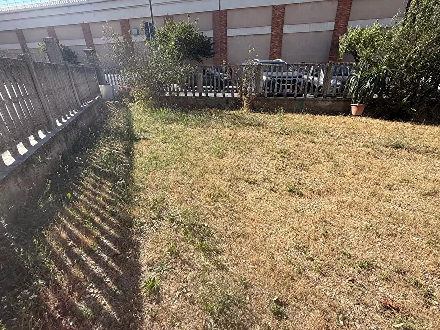 Immagine 4 di Box auto in vendita  in Via Primo Maggio 65 a Almese